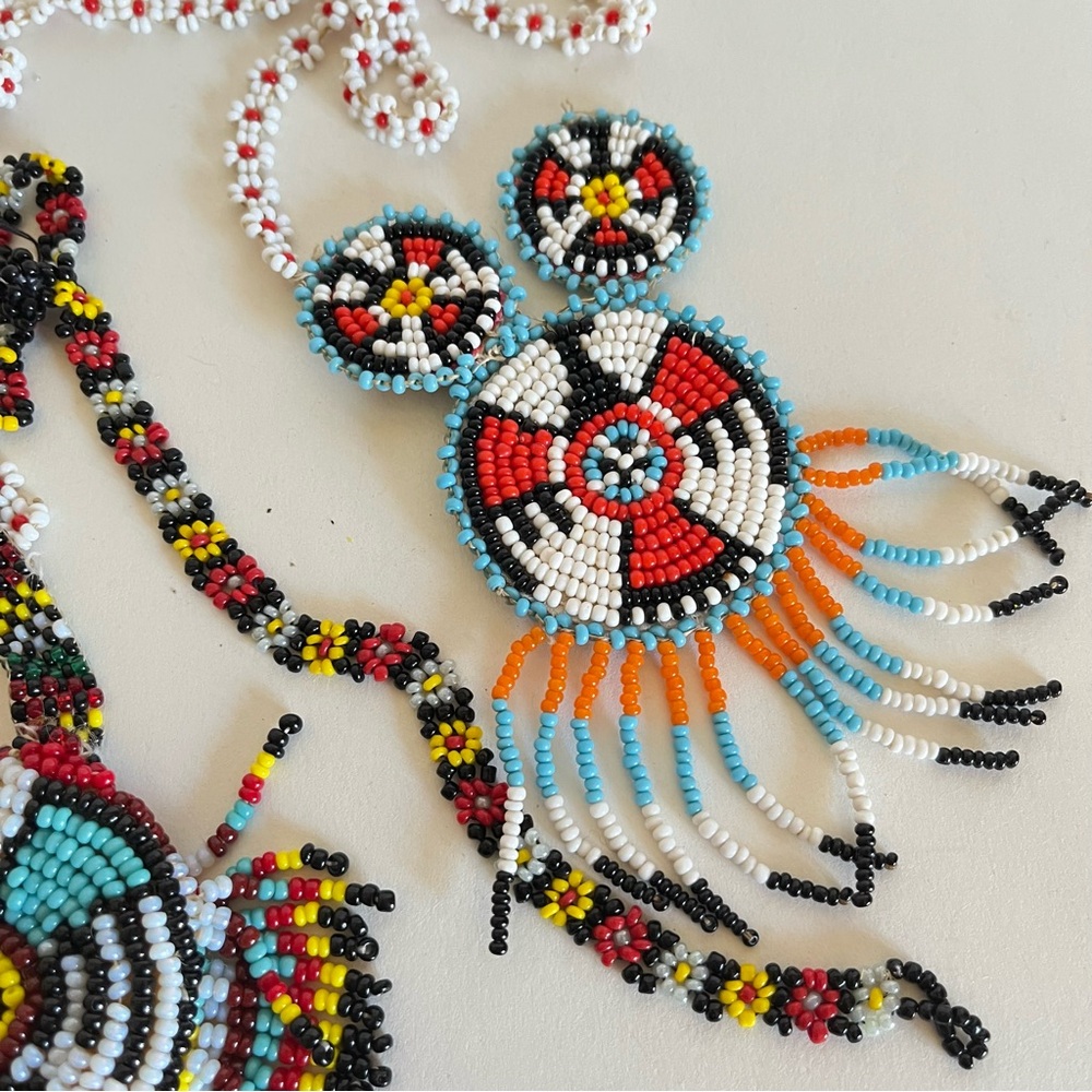 Beaded necklaces that need repair or for repurposing all damaged native seed - Picture 14 of 16